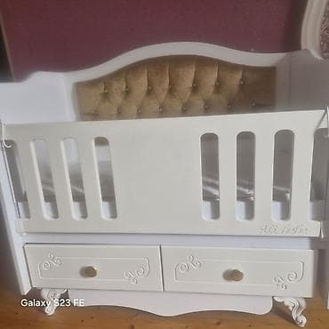 Beşiklər: Oğlan və qız üçün, Dördbucaq, Beşik, Matras ilə, Yellənmə mexanizmsiz — 1