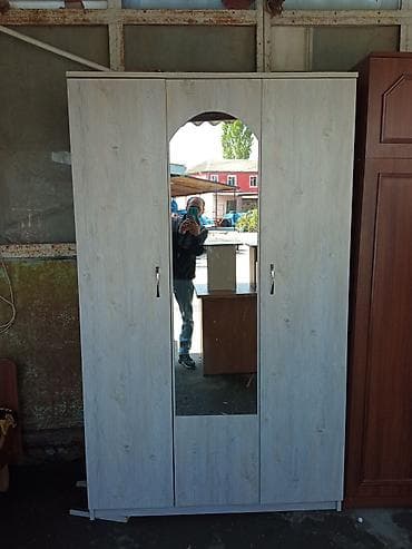 yataq otağı ucun dolaplar: 3 qapılı, Güzgülü, Ağ, Digər material, Açılan, Düz dolab — 1