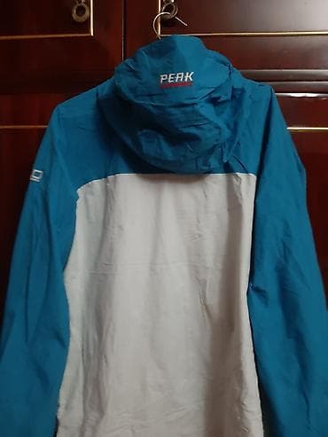 yağış paltarı: Orijinal yağış gödəkcəsi, vetrovka. Su buraxmayan iç layı var. Cəmi — 4
