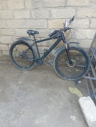 Dağ velosipedi – 26” təkərlər Xüsusiyyətlər: - 26 düymlük dişli