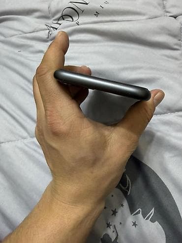 iphone xs kamera: IPhone 11, 128 GB, Black Titanium, Zəmanət, Barmaq izi, Simsiz şarj — 5