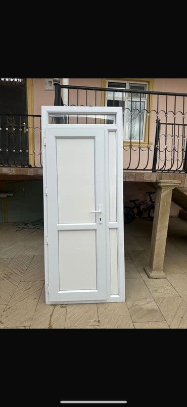 Напольные покрытия: Для ванной Б/у Пластиковая дверь 90х230 см С замком, C гарантией, Платная установка, Платная доставка — 1