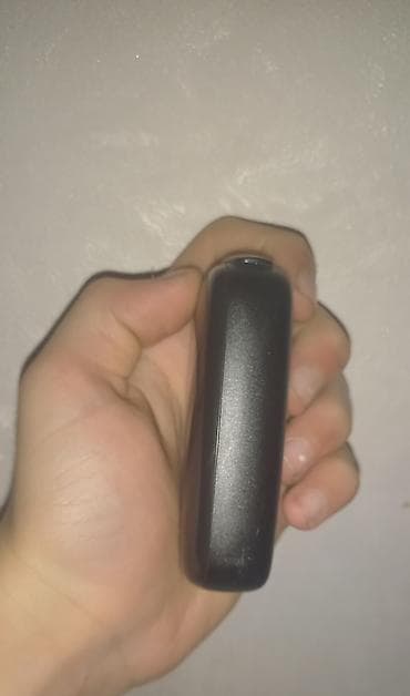 iphone adapter şunuru: Qara reng plom 4-5defe istifade olunub sadece arxasinda 1-2cizig var — 3