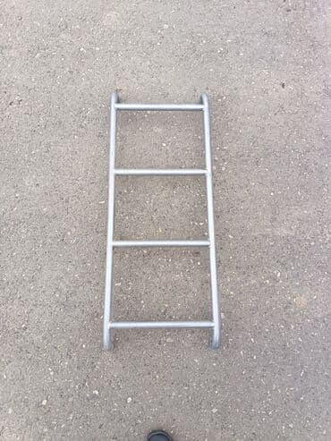 süd məhsulları: İki mərtəbə çarpayılar üçün dəmir nerdivan. Oriqinal aliminium — 1