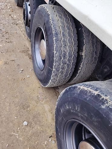 tekeri: Ford Cargo 8x4 damperli yük maşını - Marka/model: Ford Cargo - Gediş — 2