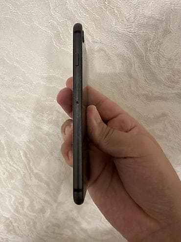 irşad iphone 8: IPhone 8, 64 GB, Jet Black, Zəmanət, Kredit, Barmaq izi — 7