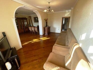 9 ci mikrorayon satilan evler: Bakı, Qaraçuxur qəs., 3 otaqlı, Köhnə tikili, 96 kv. m — 1