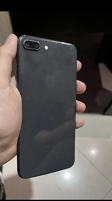 iphone 8 plus ucuz: IPhone 7 Plus, Jet Black, Barmaq izi — 1
