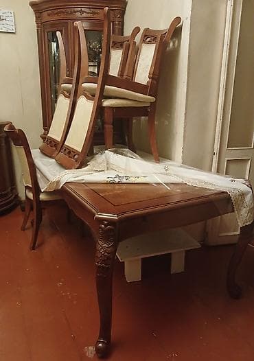 taxta komod: Klassik yemək otağı mebel dəsti Tərkib: - Uzadılma mexanizmi olan — 1