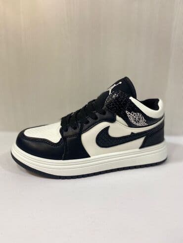 toxunma uşaq kedləri: Uşaq idman ayaqqabısı – aşağı kəsimli dizayn - Rənglər: qara-ağ və — 1