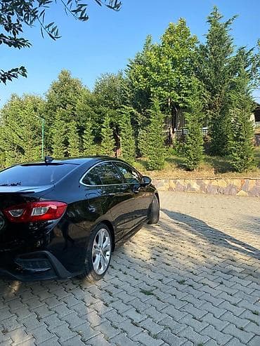 prado sukan: Chevrolet Cruze sedan – qara rəng, şık dizayn və zəngin komplektasiya — 6