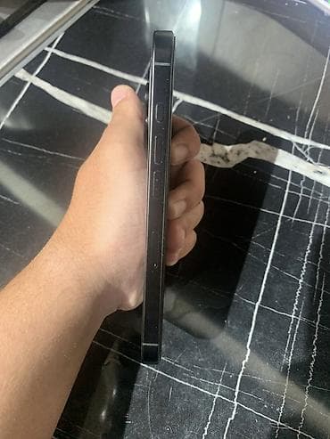 telefon iphone 7: IPhone 16 Pro, 128 GB, Black Titanium, Simsiz şarj, Face ID — 8