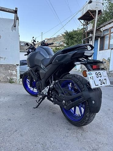 moto moped: Yamaha — 4
