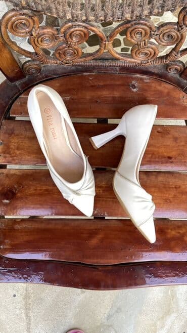 Tuflilər: Туфли надевала 2 раза очень удобные покупала за 80 манат 38 размер — 2