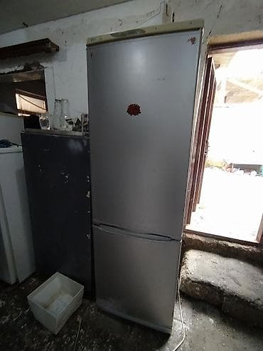 2 qapılı Samsung Soyuducu Satılır, rəng - Ağ — 2