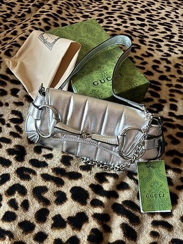 converse canta: GUCCI omba çantası – gümüşü metallik dəri, Horsebit/bit detallar ilə — 2