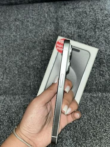 ayfon 19: IPhone 15 Pro, 1 TB, White Titanium — 5