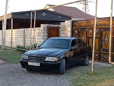 kalpak disk: Mercedes-Benz 220: 1.8 l | 1996 il Sedan — 6