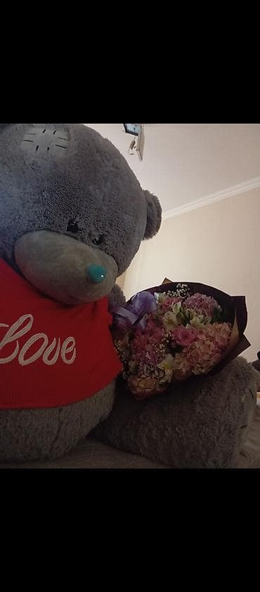 teddi: Böyük ölçülü yumşaq ayı oyuncağ - Rəng: boz ayı, qırmızı “Love” yazılı — 1