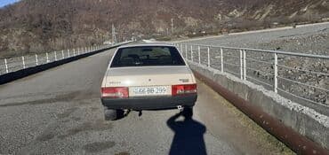 Tavalar: Lada 21099 (Samara) sedan - Gövdə: 4 qapılı sedan, bej rəng - Nömrə — 1