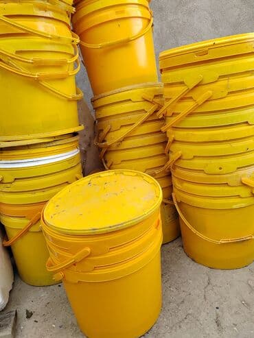 kelem turşusu: 23 lt pisevoydu. 3.00 man. duzdu kelem qoymaqa, tursular. qoymaqa — 1