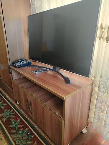 Düz TV altlığı, Polkalı, Laminat — 2