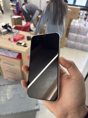 IPhone 11, 128 GB, Ağ