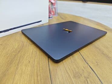 apple airpods 3: Yeni Macbook M2 işlənmiş qiymete. Apple Macbook Air A2681 Cup Apple — 3