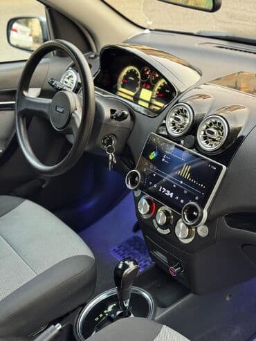 panel: Chevrolet Aveo: 1.5 l | 2022 il 120000 km Sedan — 8