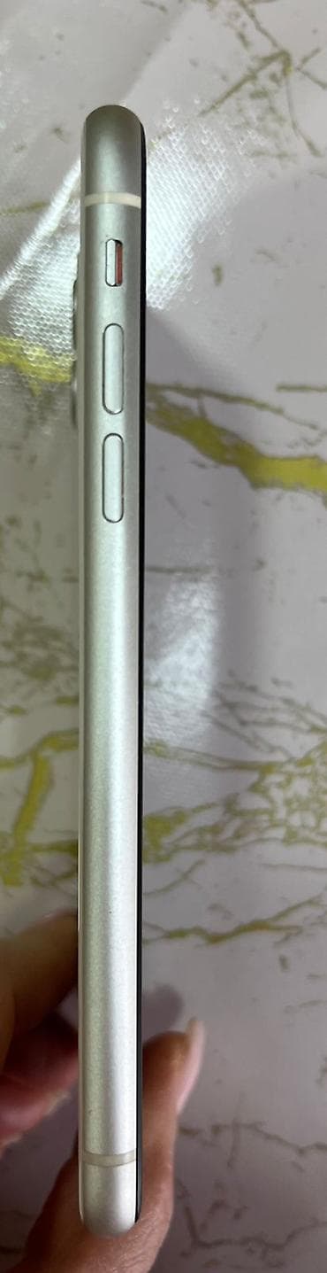 iphone 11 qiyməti: IPhone 11, 64 GB, White Titanium — 4