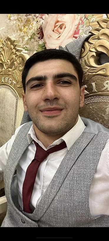 bordo şalvar: Kişi üçün klassik geyim dəsti - Üçhissəli kostyum dəsti: jilet və — 1
