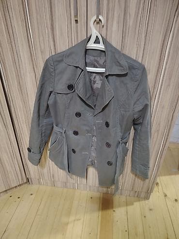 plas: Qadın trench-kot - Rəng: zeytun-yaşıl/boz ton - Stil: qısa trench — 1