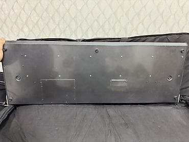 korg 80: Sintezator, Korg — 4