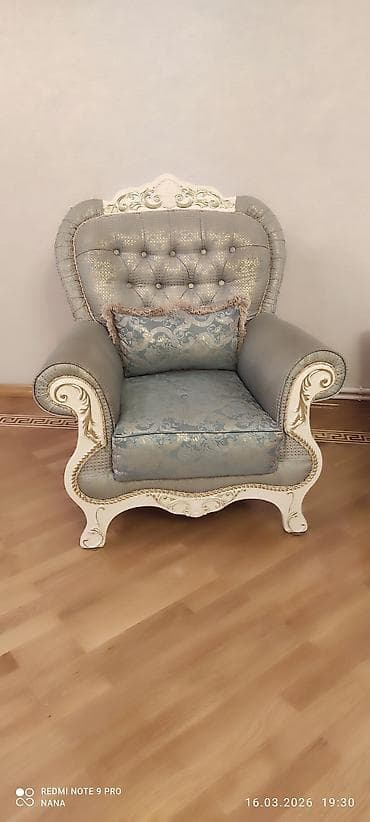 İşlənmiş, Klassik divan, Divan, Bazasız, Açılmayan — 1