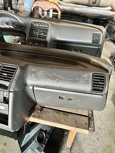 lada vaz motor: VAZ (LADA) 21010, 2002 il, Orijinal, Rusiya, İşlənmiş — 3