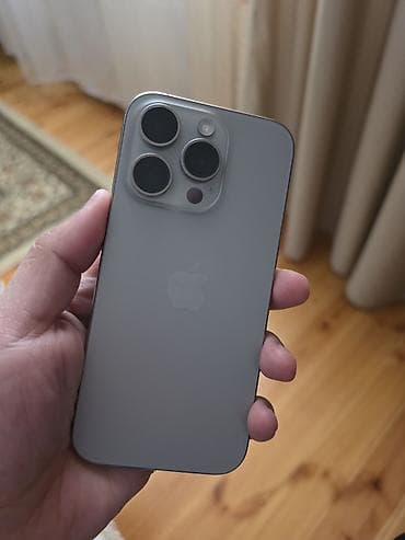 appl: IPhone 15 Pro, Natural Titanium, Face ID — 2