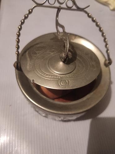 genclik service: Qapaqlı şüşə qab – metal dekorativ qapaq və daşınma üçün sapla - — 2