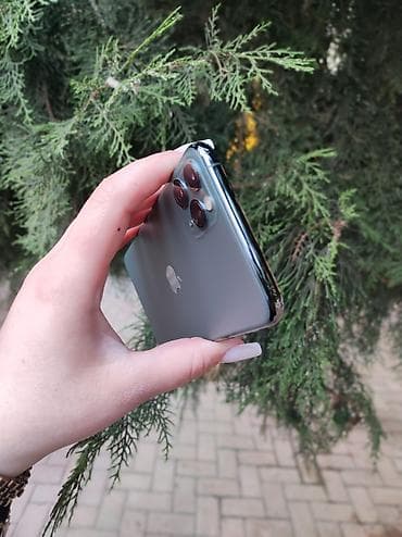 IPhone 11 Pro Max, 256 GB, Space Gray — 7