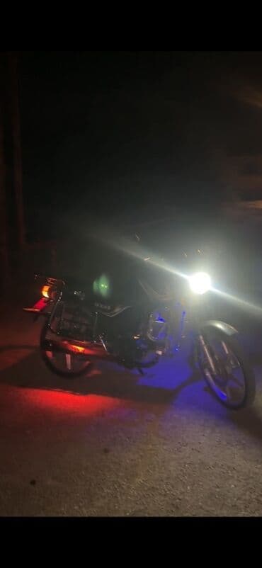 18 disk təkər: Moto: MX49 moped/motosiklet Xüsusiyyətlər: - Rəng: qara, dekorativ — 4