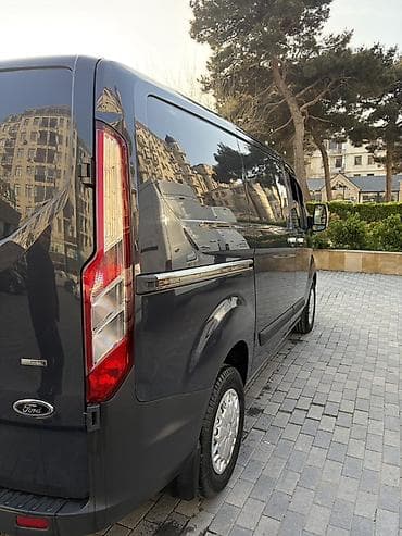 ford focus rs: SATILIR Ford Transit Custom mikroavtobus İl-2012 195min km 2.2 dizel — 7