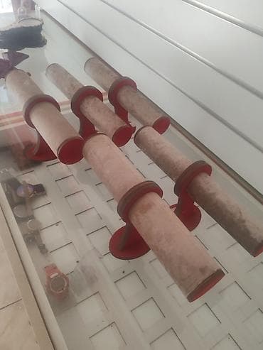 ucuz vitrin: Zərgərlik və saat üçün vitrin stendi dəsti - 3 səviyyəli, silindrik — 1
