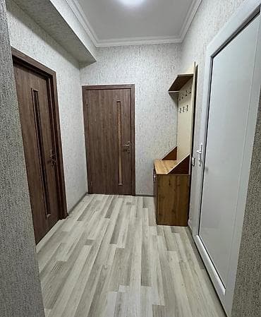 Torpaq: Kirayə mənzil – zövqlə təmirli, işıqlı və səliqəli.bütün əşyaları — 1