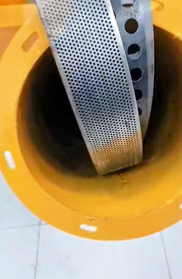 qab qaşıqlar: Yem də üyüdür, Yeni — 8