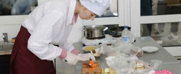 работа для повара: Fresh catering şirkətinə BAŞ AŞPAZ tələb olunur. Yalnız bəy namizədlər — 1