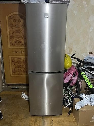 printer satılır: 2 qapılı Zanussi Soyuducu Satılır, rəng - Gümüşü — 2