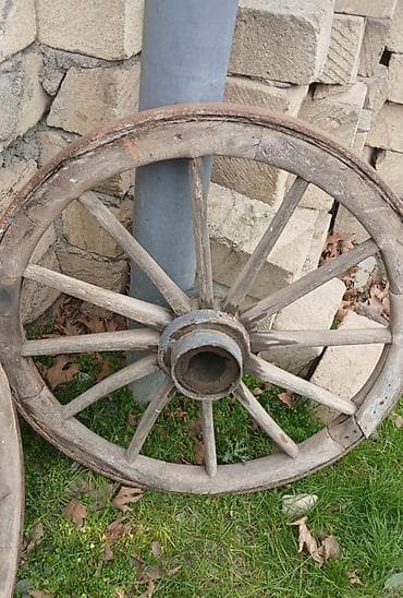 disk lada: Taxta arabası təkərləri 4 ədəddir hamısı istəyən olsa razılaşmaq — 2