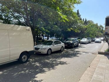 kiraye kafe verirem: Memar Əcəmi metrosuna yaxın yerləşən ümumi sahəsi 120 kv,m olan — 3