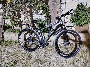 24 lük velosiped: İşlənmiş Şəhər velosipedi 28", sürətlərin sayı: 7, Ünvandan götürmə — 4