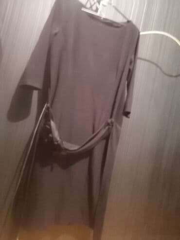 böyük bədən paltarlar: 120 azn alinib az geyinilib xaricden alinib cox rahat bedene tam — 2