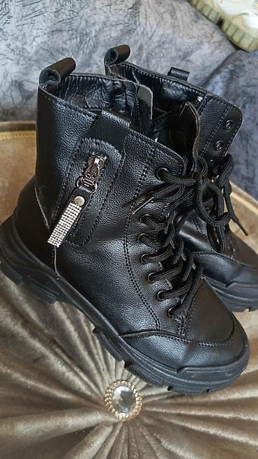 deri plas: Qara dəri qadın botları - Model: Yarımboğaz, şnurlu - Rəng: Qara - — 1